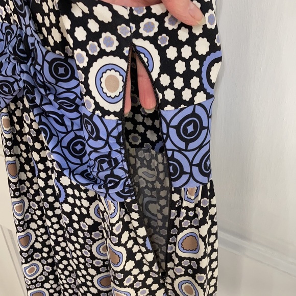 Open Shoulder Halter Dress - Picture 7 of 7